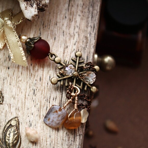 Brass Snowflake Hanging Charm - Picture 2 of 7